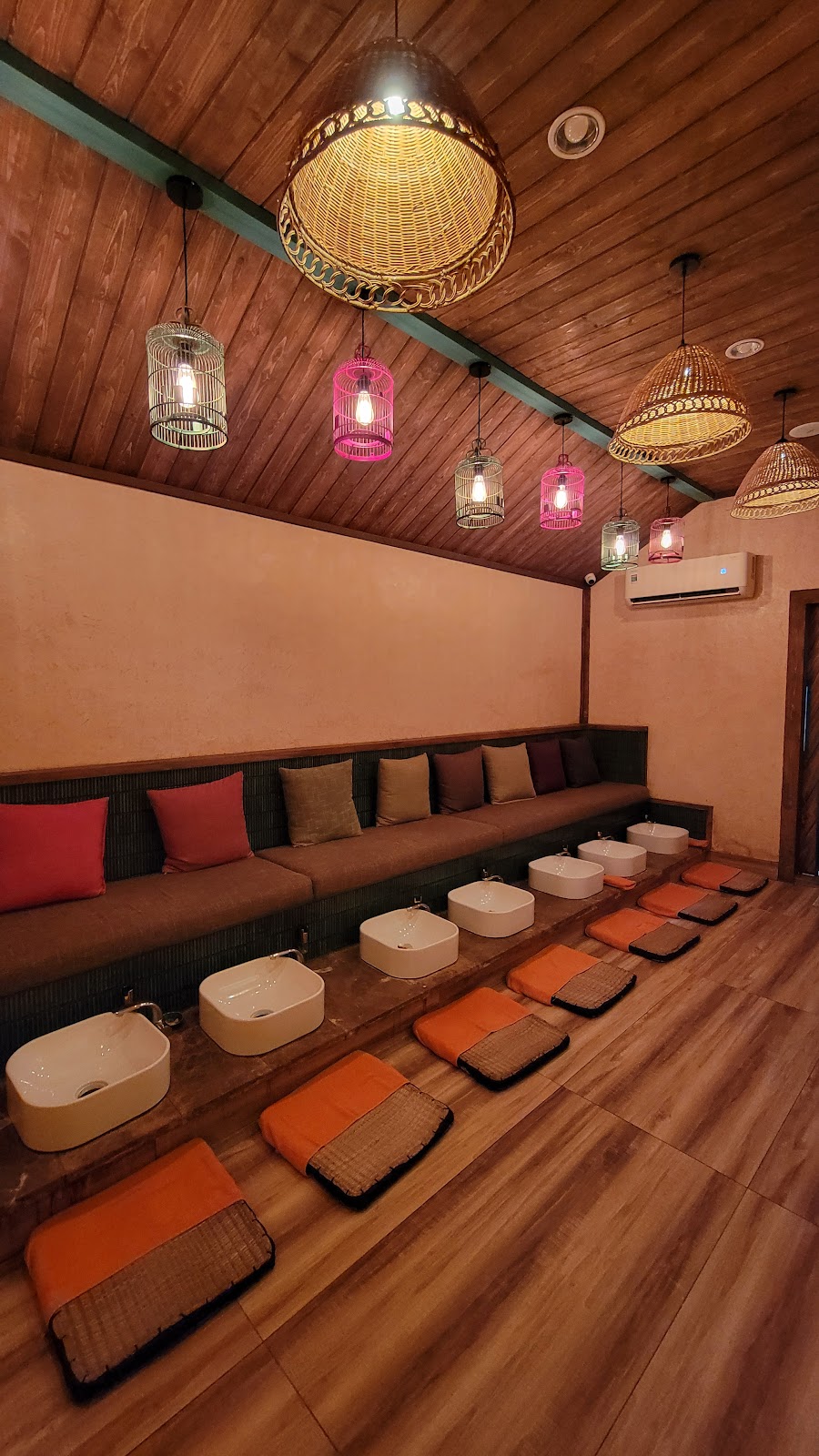 Golden Lotus Oriental Organic Spa 2