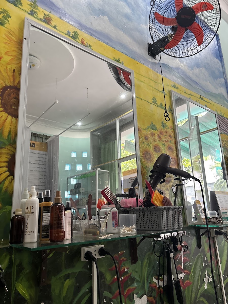 Gội đầu dưỡng sinh ,massge cổ vai gáy Linh Spa