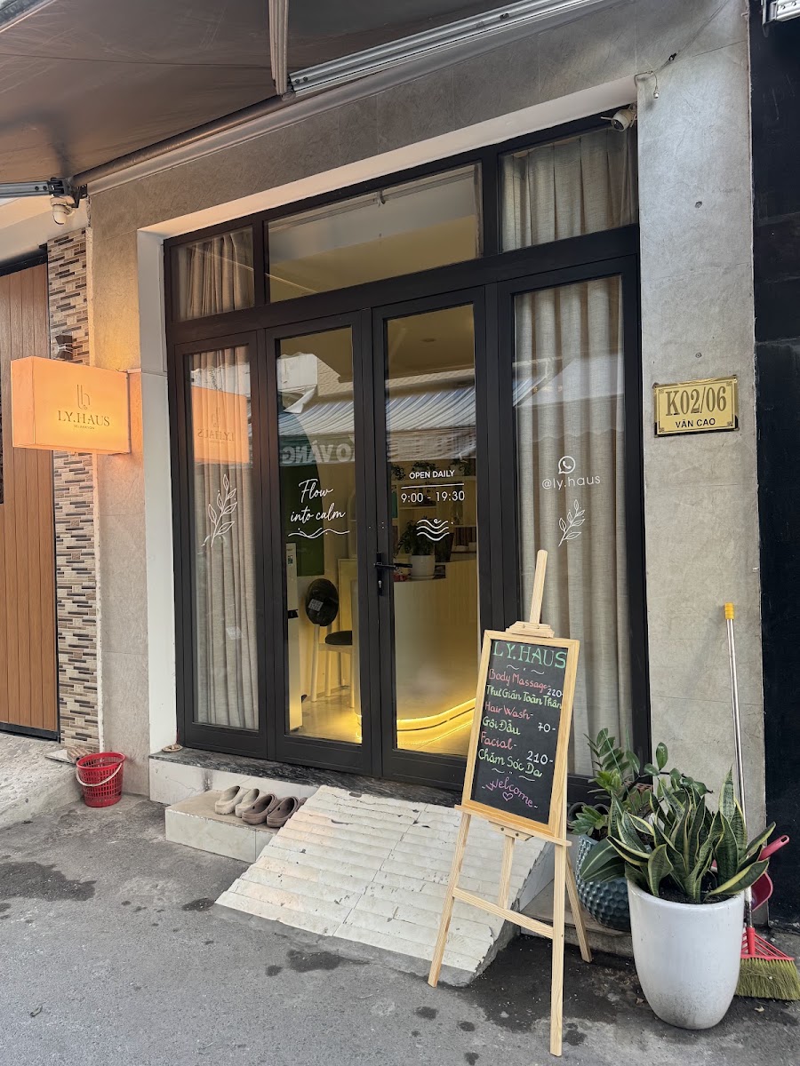 Ly.Haus Hair Wash - Body Massage - Facial
