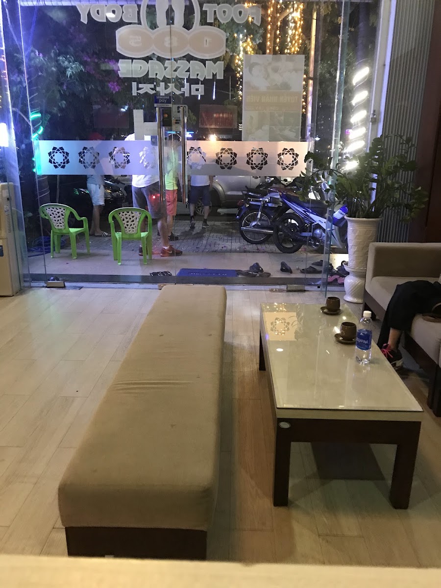 185 Foot Massage