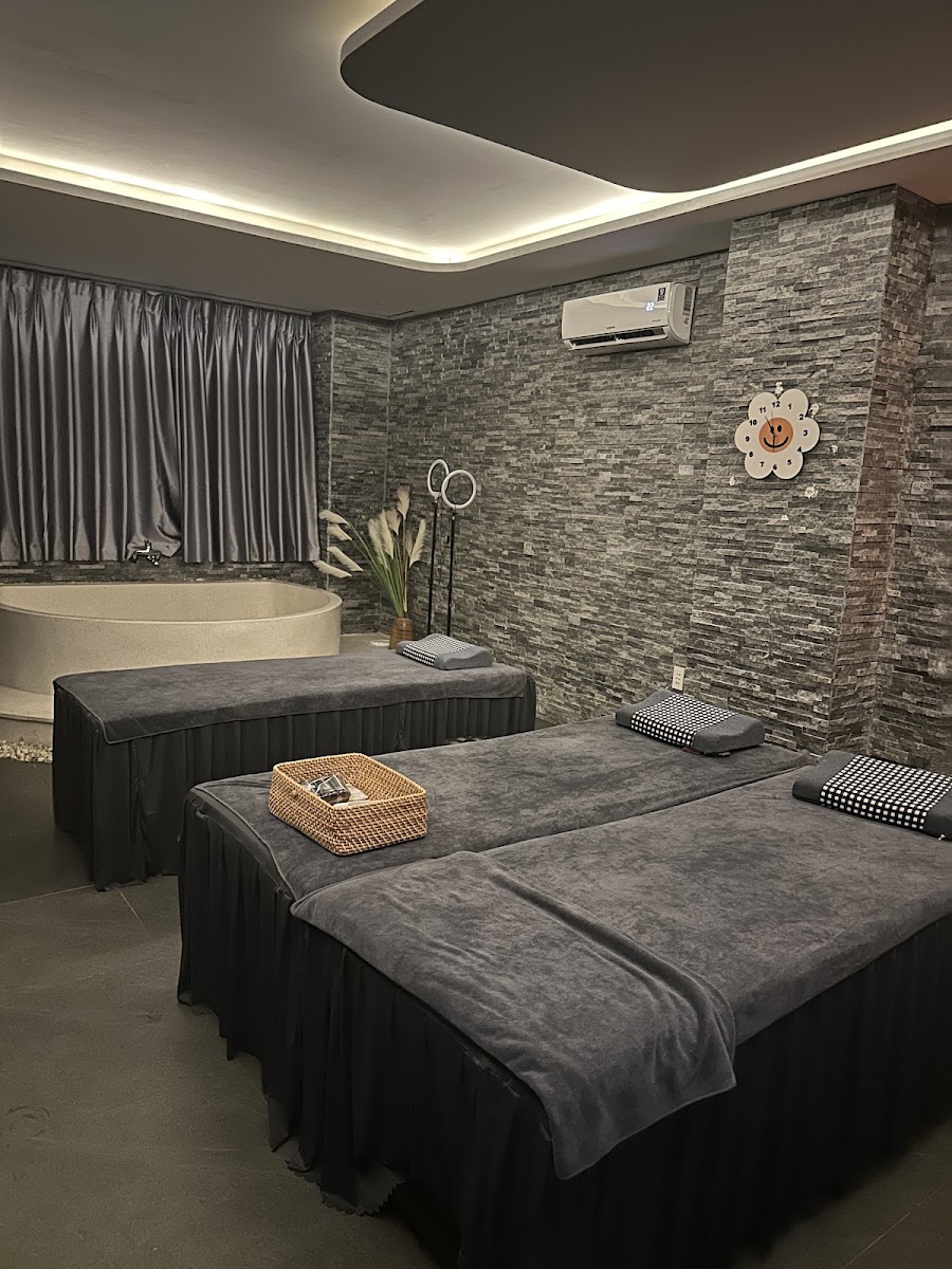 BANA Spa & Massage Luxury Da Nang ( Private Room )