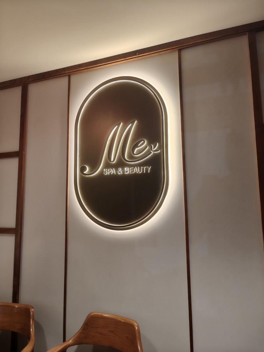 Me Spa - Massage, Facial, Shampoo