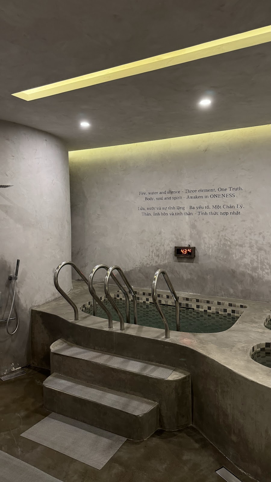 Oneness Retreat Da Nang- Sauna & Icebath