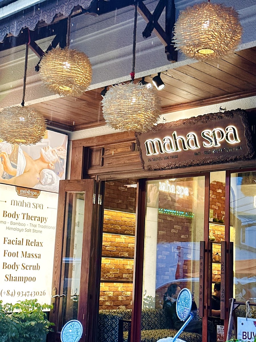Maha Spa - Massage, Facial, Shampoo