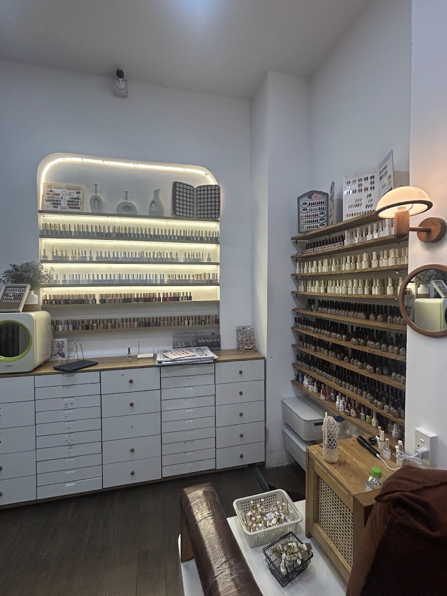 수지네일 Suzy Nails & Foot Massage
