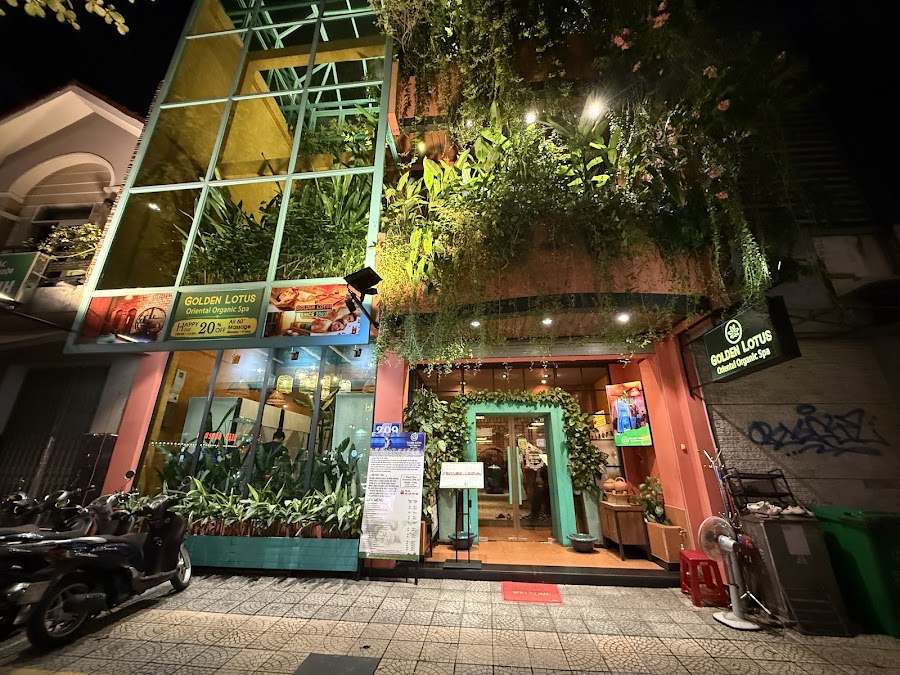 Golden Lotus Oriental Organic Spa 1