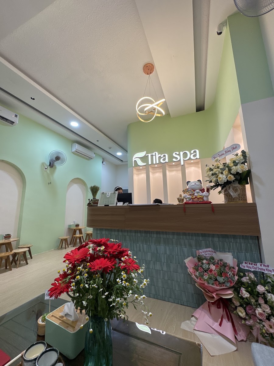 Tira Spa