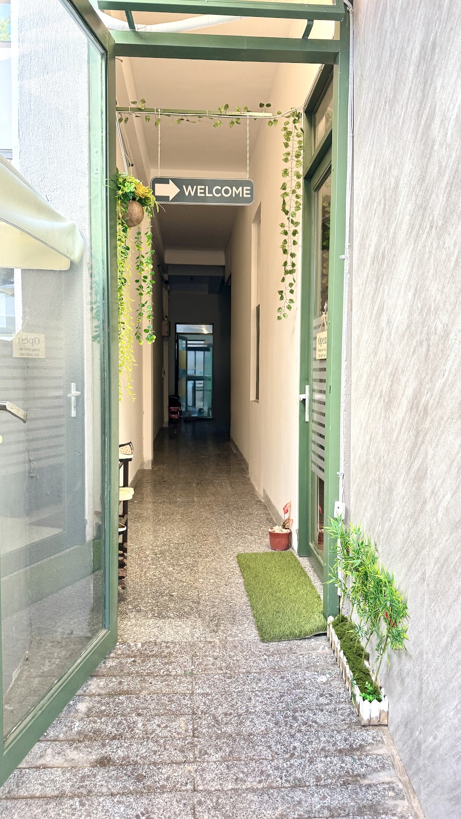 AN NHI SPA MASSAGE & HAIR WASH