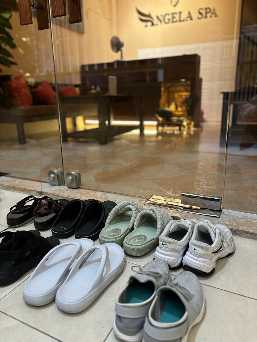 Angela Spa Foot And Body Best Massage